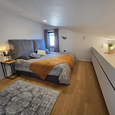 Nova Nest From Granite Getaways * Nova Gorica