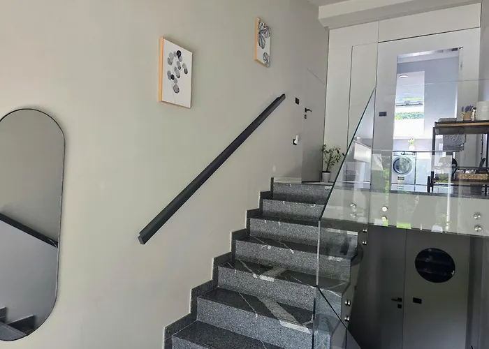 Nova Nest From Granite Getaways נובה גוריקה